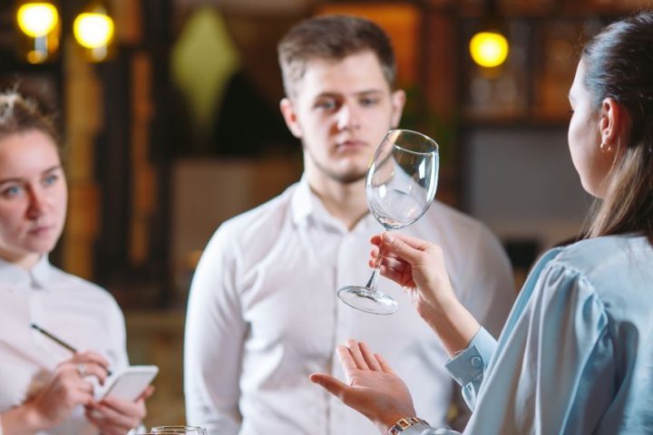 When Should You Retrain Your Restaurant Employees?