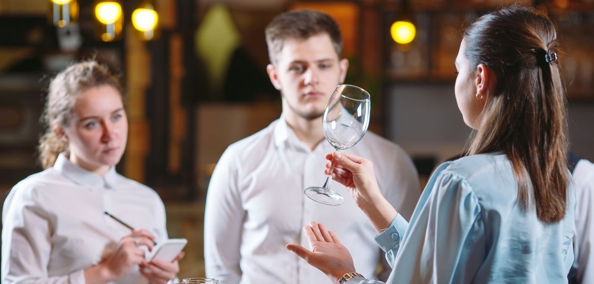 When Should You Retrain Your Restaurant Employees?