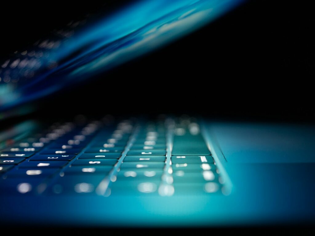 Defence startups 2026 guide — drone AI cybersecurity dual-use technology military startup funding for founders